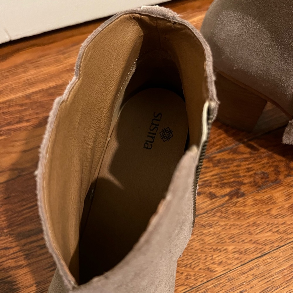 Used - Susina Booties - - Picture 3 of 4